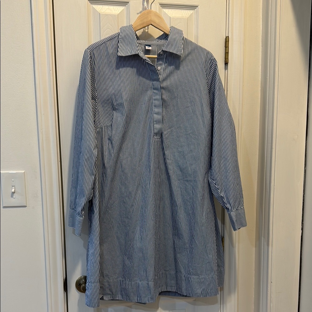 Old Navy Women’s Shirt Dress Blue Striped  XL